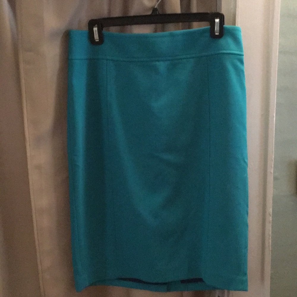 LOFT mid length skirt